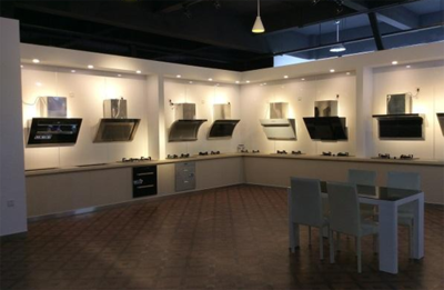 電商沖擊下，廚衛(wèi)五金實體零售商的破局之道